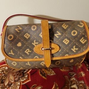 Vintage Dooney & Bourke handbag.